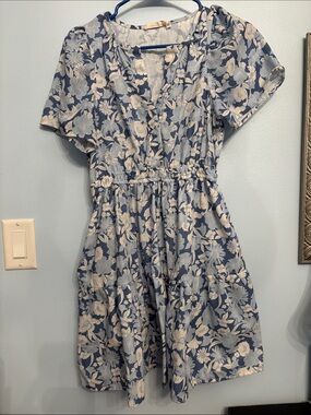 Millibon Blue and Cream Floral Scoop Neck Dress